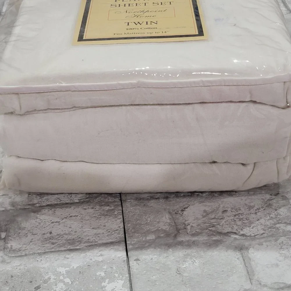 Northpoint Home Twin Flannel Sheet Fit Matresses up‎ to 14